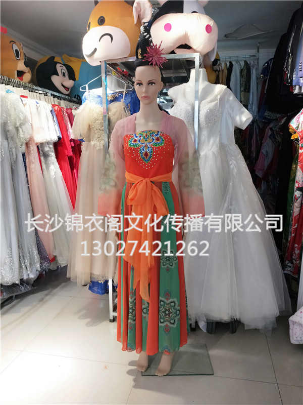 定制的藝術(shù)生考級服裝